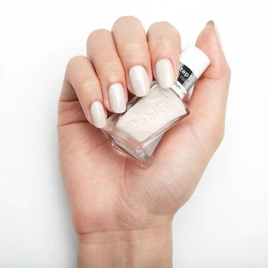 Essie Gel Couture, First Fitting 136